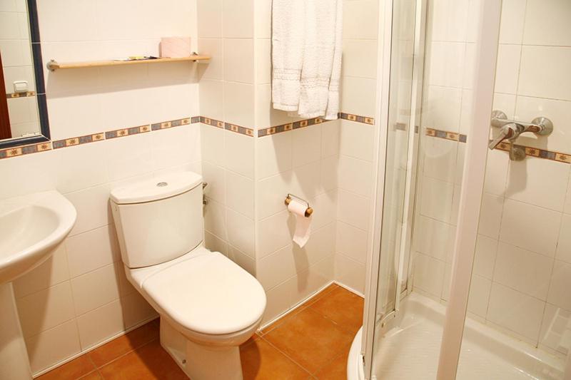 Alojamiento Numancia Pension Burgos Exterior photo